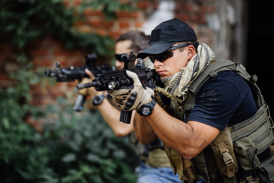 Private-Military-Contractor-during-the-special-operation-AdobeStock_90276609