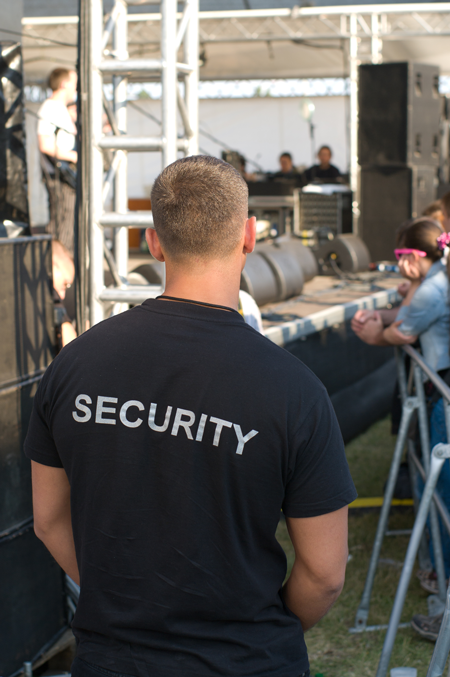 Security-officer-at-the-concert-AdobeStock_33041631